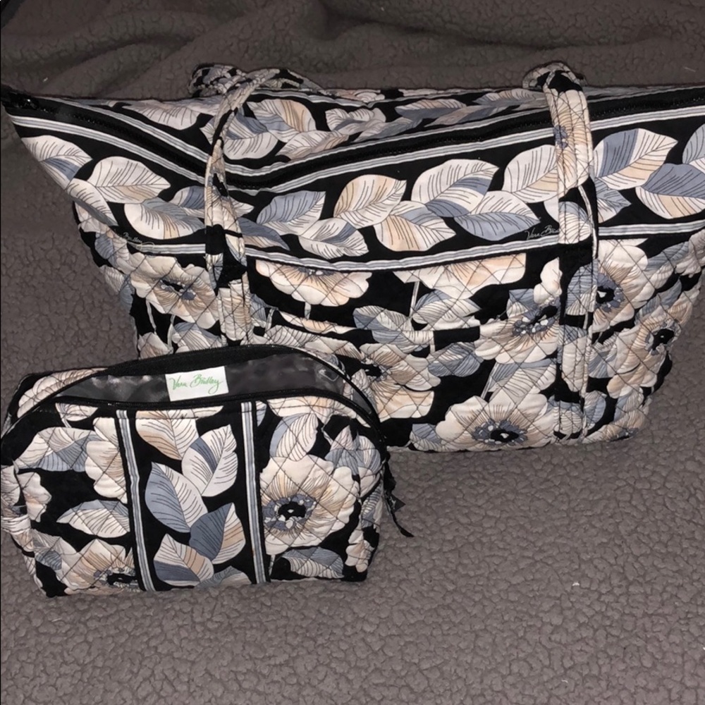 Vera Bradley Retired Camellia Print Travel Set